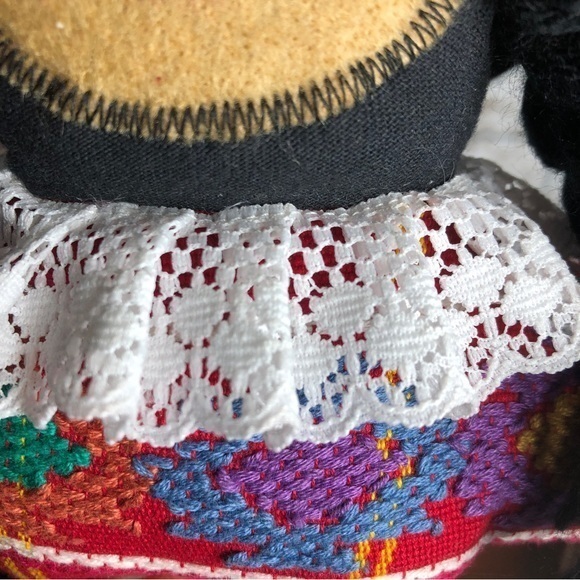 Handmade Guatemala 12” woven artisan doll Mayan - Picture 10 of 12